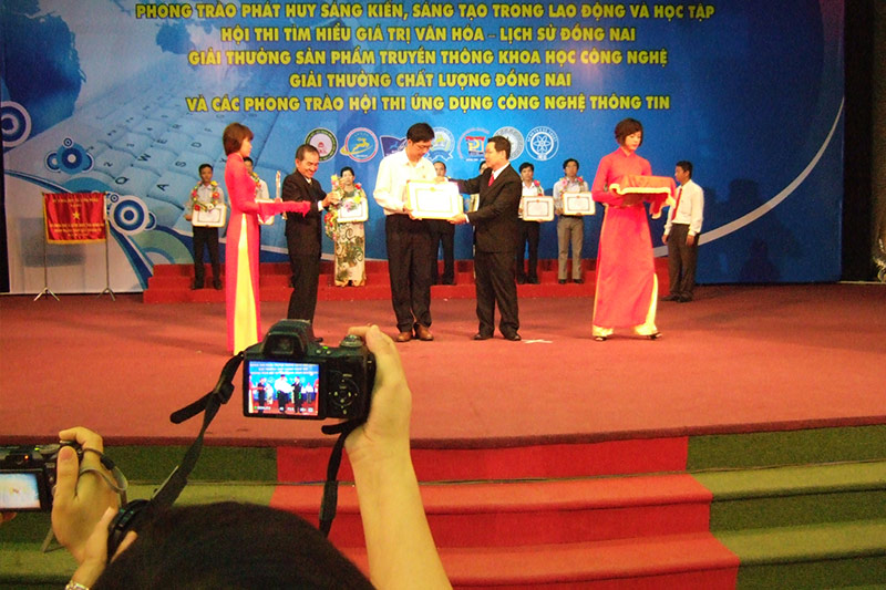2012年同奈品質獎：大亞(同奈)電線電纜股份有限公司榮獲2012年品質獎「金獎」